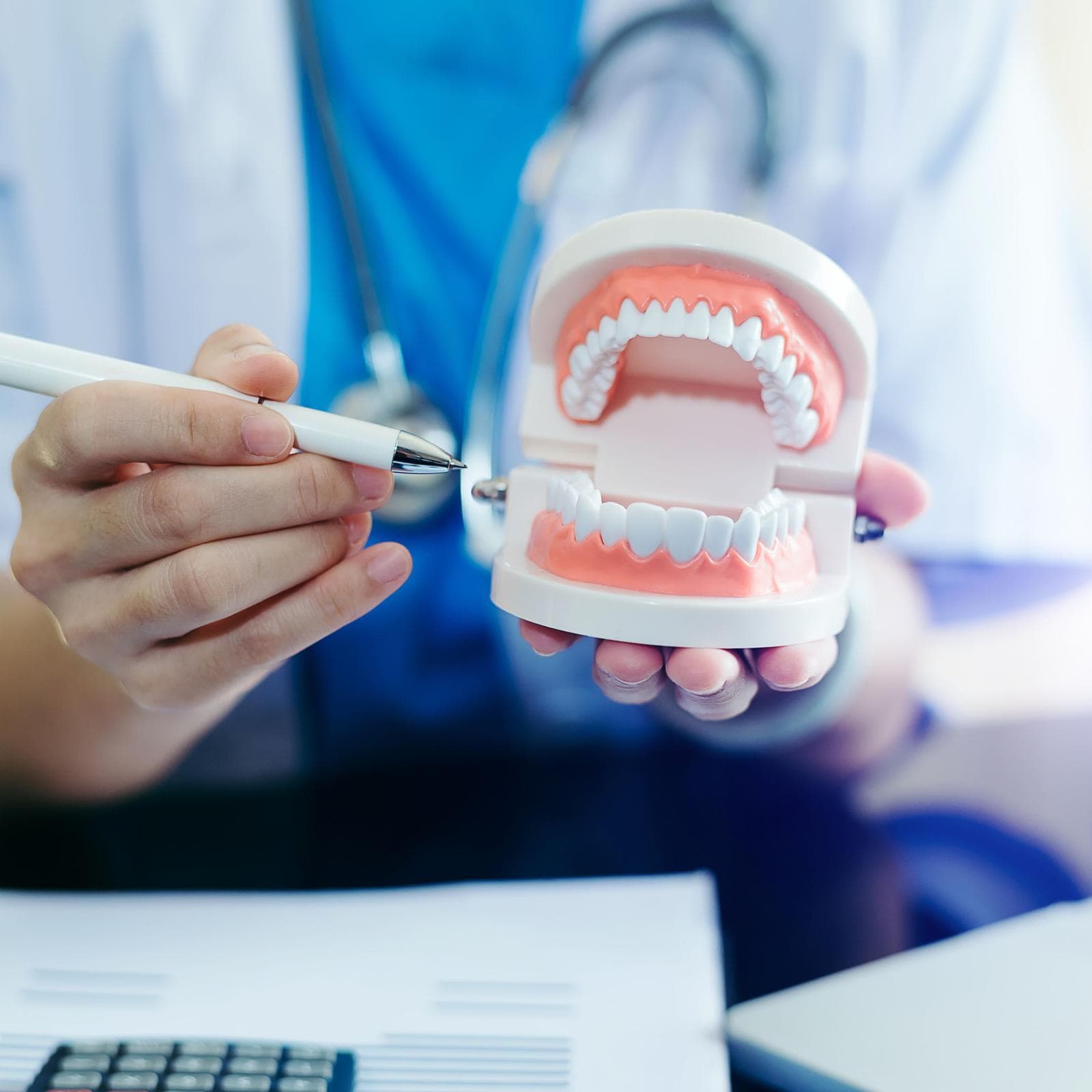 High-quality dental prosthetics and dentures